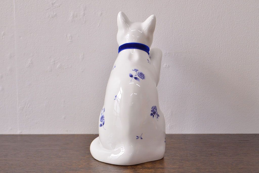 ノリタケ　Noritake　招き猫(中)　青小花　置物(ホームアクセサリー、ディスプレイ、置き物)(R-051981)