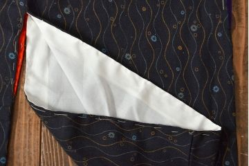 大正〜昭和初期　縮緬着物(古布、正絹)(R-051988)