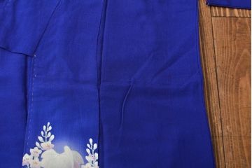 大正〜昭和初期　孔雀の図　縮緬着物(古布、正絹)(R-051989)