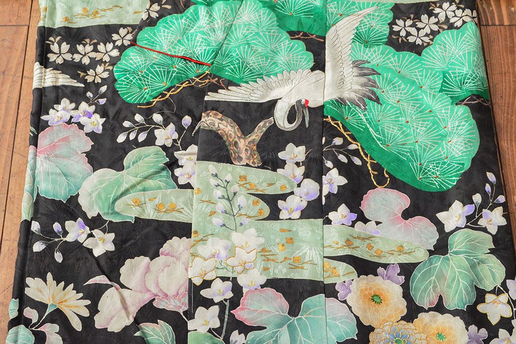 大正〜昭和初期　正絹刺繍着物(打掛、古布)(R-051990)