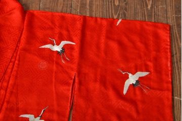 大正〜昭和初期　松鶴　刺繍着物(古布、正絹)(R-051991)