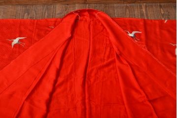 大正〜昭和初期　松鶴　刺繍着物(古布、正絹)(R-051991)