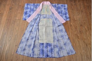 大正〜昭和初期　絽縮緬　花柄着物(古布、正絹)(R-051992)