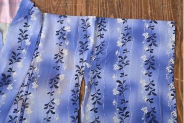 大正〜昭和初期　絽縮緬　花柄着物(古布、正絹)(R-051992)