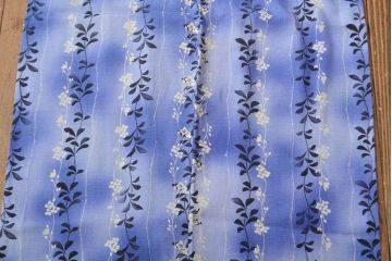 大正〜昭和初期　絽縮緬　花柄着物(古布、正絹)(R-051992)