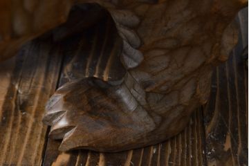 古い熊　木彫り　銘無し(木彫の置物、置き物、ディスプレイ、北海道、アイヌ)(R-052009)