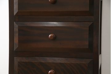 中古　松本民芸家具　シンプルな作りで合わせやすいD型小物整理箪笥(縦型チェスト、引き出し、収納タンス)(定価約27万円)(R-052013)