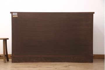 中古　美品　民芸家具　岩谷堂箪笥　牡丹の意匠金具が目を引く和モダンのサイドボード(定価約57万円)(収納棚、ガラス戸棚、キャビネット)(R-052014)