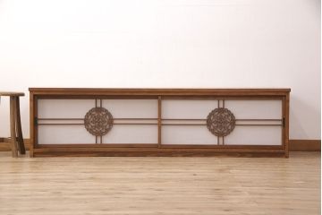 ラフジュ工房オリジナル　古建具リメイク　透かし彫り　上品な和の趣を演出する引き戸のテレビ台(ローボード、テレビボード、収納棚)(R-052024)