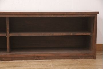 ラフジュ工房オリジナル　古建具リメイク　透かし彫り　上品な和の雰囲気を高める引き戸のテレビ台(ローボード、テレビボード、収納棚)(R-052025)