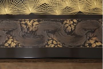 中古　工芸家具　極美品　立体的な漆塗りがインパクト抜群の高級座卓(定価約250万円)(ローテーブル)(R-052026)