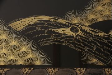 中古　工芸家具　極美品　立体的な漆塗りがインパクト抜群の高級座卓(定価約250万円)(ローテーブル)(R-052026)