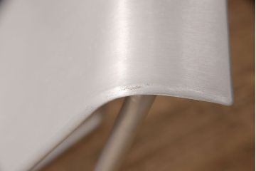 中古　emeco(エメコ)　SUPERLIGHT(スーパーライト)　メンズライクの空間づくりにおすすめのアルミ製チェア(サイドチェア、椅子)(定価約14万円)(R-052028)