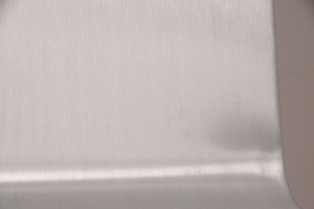 中古　emeco(エメコ)　SUPERLIGHT(スーパーライト)　メンズライクの空間づくりにおすすめのアルミ製チェア(サイドチェア、椅子)(定価約14万円)(R-052028)