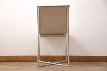 中古　emeco(エメコ)　SUPERLIGHT(スーパーライト)　メンズライクの空間づくりにおすすめのアルミ製チェア(サイドチェア、椅子)(定価約14万円)(R-052028)