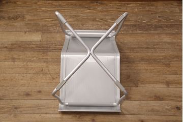 中古　emeco(エメコ)　SUPERLIGHT(スーパーライト)　メンズライクの空間づくりにおすすめのアルミ製チェア(サイドチェア、椅子)(定価約14万円)(R-052028)