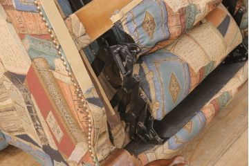 中古　美品　アメリカ輸入品　DREXEL HERITAGE(ドレクセルヘリテイジ)　希少!ファブリックのデザインがおしゃれなリクライニングソファ(一人掛けソファ、1P)(R-052031)