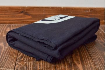 明治〜大正　古い家紋入り藍染め　木綿古布(R-052037)