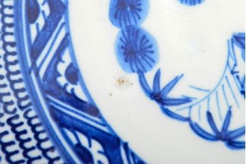 明治期　伊万里焼　微塵唐草染付　一尺三寸大皿(和食器)(R-052044)