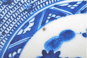 明治期　伊万里焼　微塵唐草染付　一尺三寸大皿(和食器)(R-052044)