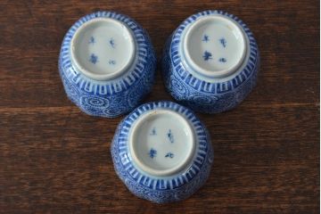 幕末〜明治　伊万里焼　蛸唐草文染付　蕎麦猪口3個セット(和食器)(R-052075)