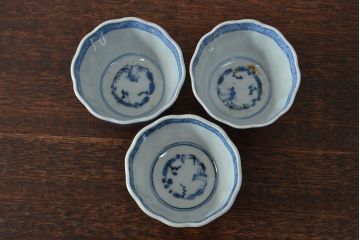 幕末〜明治　伊万里焼　蛸唐草文染付　蕎麦猪口3個セット(和食器)(R-052076)