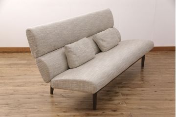 中古　超美品　モデルルーム展示品　2019年12月購入　CONDE HOUSE(カンディハウス)　エクリプス　リビング　シンプルでスタイリッシュなデザインが魅力の3Pソファ(3人掛けソファ)(定価約35万円)(R-052082)