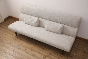 中古　超美品　モデルルーム展示品　2019年12月購入　CONDE HOUSE(カンディハウス)　エクリプス　リビング　シンプルでスタイリッシュなデザインが魅力の3Pソファ(3人掛けソファ)(定価約35万円)(R-052082)