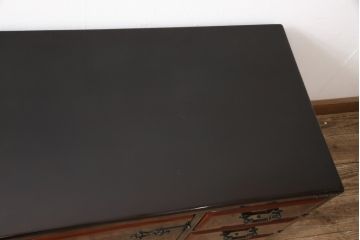 中古　美品　民芸城山　重厚な雰囲気漂う高級品の一閑張りローボード(一貫張り、テレビ台、テレビボード、タンス、箪笥)(R-052084)