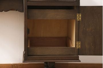 中古　美品　永田良介商店　扉の幾何学模様と脚の挽き物加工が目を惹くドレッサー(鏡台、ミラー)(R-052085)