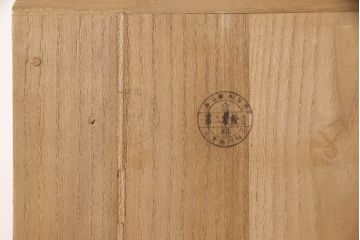 中古　美品　春日部桐たんす　桐材の明るい木肌に桑材の縁取りが粋なアクセントになっている総桐箪笥(並厚)(和タンス、着物箪笥、引き出し、チェスト、衣装箪笥)(定価約90万円)(R-052086)