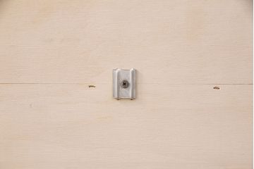 中古　美品　IDC大塚家具取扱い　フランス　Decape　BIANCO(ビアンコ)　優しい雰囲気を醸しだすデカペ仕上げのキュリオケース(飾り棚、キャビネット、ガラスケース、陳列棚、店舗什器)(定価約50万円)(R-052089)