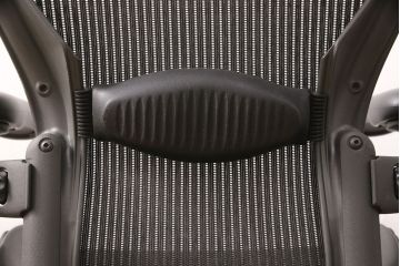 中古　美品　Hermanmiller(ハーマンミラー社)　ランバーサポート　座り心地を追求したアーロンチェア(オフィスチェア、アームチェア、ワークチェア)(R-052097)