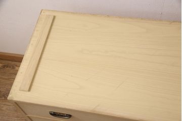 中古　美品　天板リメイク　伝統工芸士・東樹義明作　取り入れやすいサイズの加茂総桐箪笥・下段(胴厚、四方丸)(総桐たんす、衣装タンス、ローボード、ローチェスト)(R-052099)