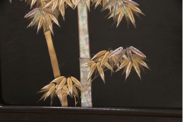 和製アンティーク　時代物　高級品!蒔絵と螺鈿細工が雅やかで高級感が漂う唐木飾り棚(茶棚、収納棚、違い棚)(R-052101)