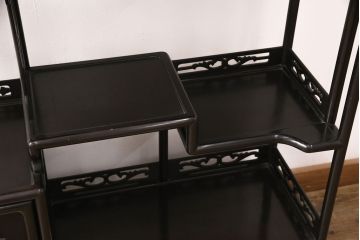 和製アンティーク　時代物　高級品!蒔絵と螺鈿細工が雅やかで高級感が漂う唐木飾り棚(茶棚、収納棚、違い棚)(R-052101)