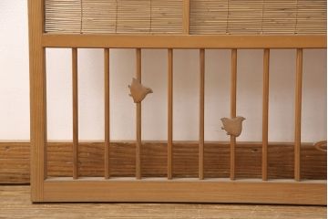 和製アンティーク　千鳥と雲のモチーフがアクセントになる幅広の御簾戸2枚セット(建具、簾戸、簀戸、葭戸、夏障子、すど、葦戸)(R-052104)