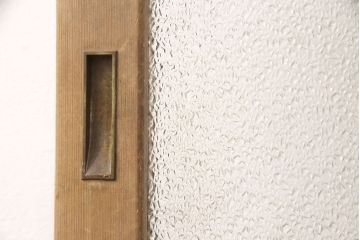 和製アンティーク ダイヤガラスがレトロな雰囲気たっぷりのガラス戸(建具、引き戸)(R-052105)