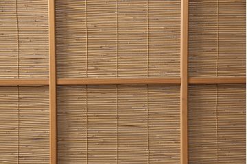 和製アンティーク　千鳥と雲のモチーフがアクセントになる幅広の御簾戸2枚セット(建具、簾戸、簀戸、葭戸、夏障子、すど、葦戸)(R-052107)