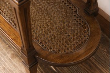 中古　美品　DREXEL HERITAGE(ドレクセルヘリテイジ)　Cameo Classics(キャメオクラシックス)　クラシカルな空間を演出するサイドテーブル(コーヒーテーブル、エンドテーブル)(定価約24万円)(R-052109)