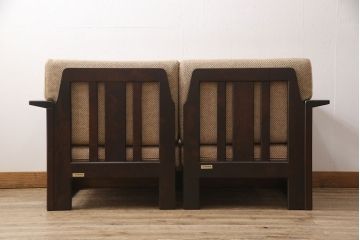 和製ビンテージ　北海道民芸家具　シックな大人空間におすすめの2人掛けソファ(2P、二人掛け、アームソファ、ヴィンテージ)(R-052112)