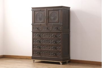 最高級品!!　和製ビンテージ　神戸洋家具　緻密な彫りの意匠が見事なオーク材製チェスト(引き出し、洋服箪笥、衣装箪笥、整理タンス、着物箪笥、ヴィンテージ)(R-052117)