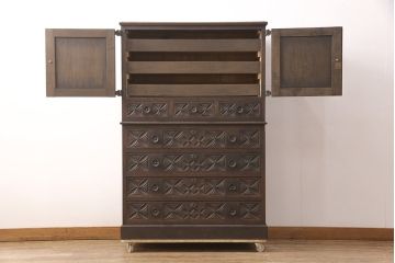 最高級品!!　和製ビンテージ　神戸洋家具　緻密な彫りの意匠が見事なオーク材製チェスト(引き出し、洋服箪笥、衣装箪笥、整理タンス、着物箪笥、ヴィンテージ)(R-052117)