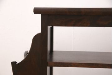 中古　絶版品　北海道民芸家具　#440　便利な収納ポケットが付いたマガジン卓(サイドテーブル、マガジンラック)(R-052132)
