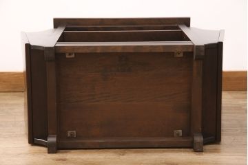 中古　絶版品　北海道民芸家具　#440　便利な収納ポケットが付いたマガジン卓(サイドテーブル、マガジンラック)(R-052132)