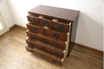 中古　美品　岩谷堂箪笥　力強い杢目と緻密な金具が存在感溢れる整理箪笥(チェスト、和タンス、収納箪笥、引き出し)(R-052135)