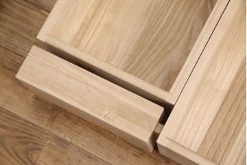 中古　美品　岩谷堂箪笥　力強い杢目と緻密な金具が存在感溢れる整理箪笥(チェスト、和タンス、収納箪笥、引き出し)(R-052135)