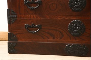 中古　美品　岩谷堂箪笥　力強い杢目と緻密な金具が存在感溢れる整理箪笥(チェスト、和タンス、収納箪笥、引き出し)(R-052135)