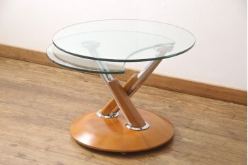 中古　美品　IDC大塚家具取り扱い　ドイツ高級家具　Ronald Schmitt (ロナルドシュミット)　スタイリッシュな佇まいが格好良い可動式ガラステーブル(センターテーブル、リビングテーブル、カフェテーブル、コーヒーテーブル)(定価約30万円)(R-052137)