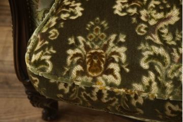 中古　美品　カリモク家具(karimoku)　domani(ドマーニ)　Louis(ルイ)XVシリーズ　ルイ15世　気品ある佇まいが高級感を醸し出す3人掛けソファ(アームソファ、三人掛け、3P)(定価約100万円)(R-052138)